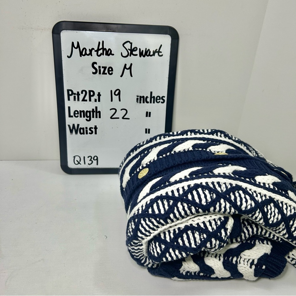 NWOT Martha Stewart Navy & White Preppy Gold Button Cardigan Sweater Size Medium - Picture 16 of 16